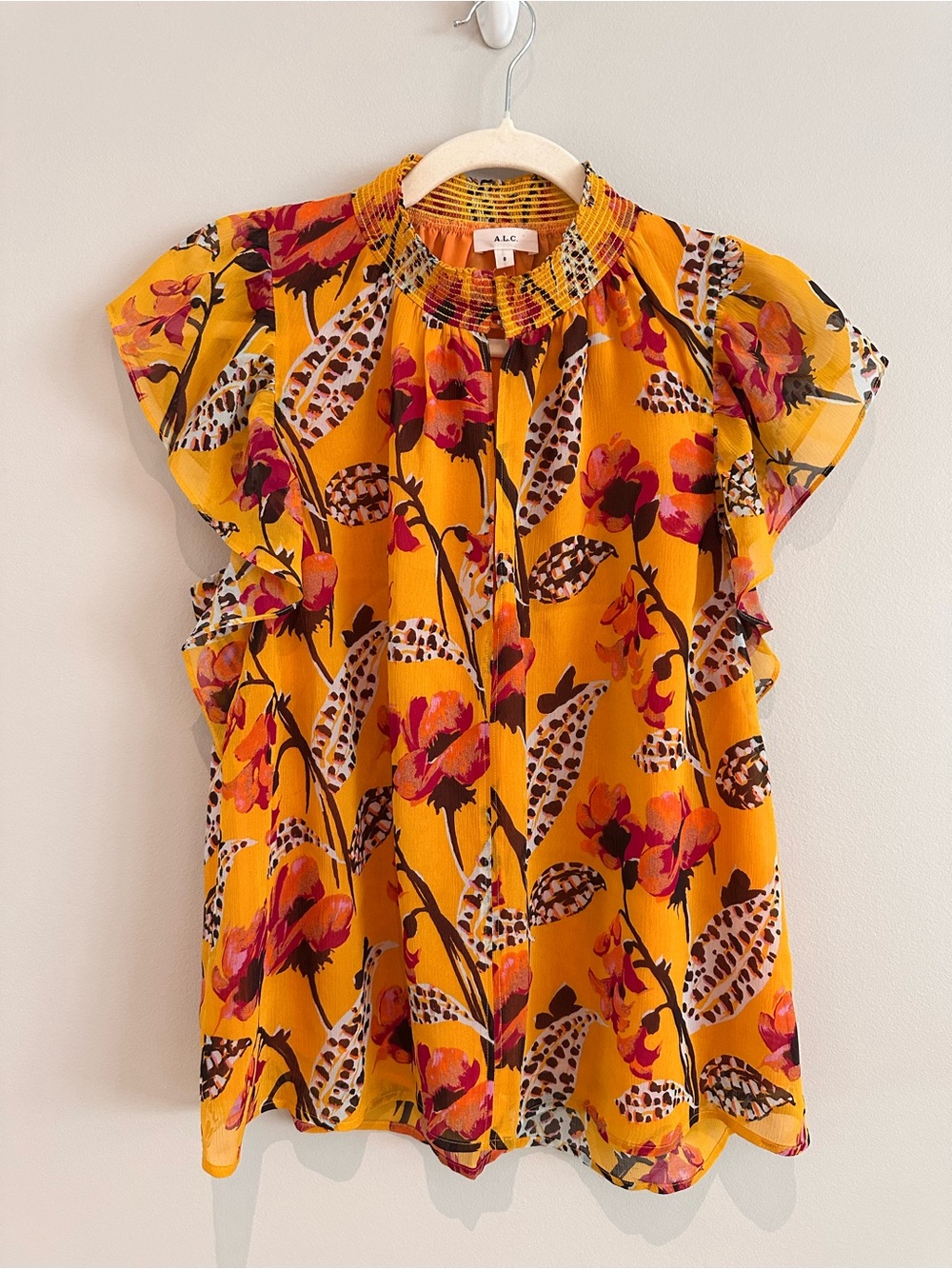 A.L.C. 100% Silk Floral Blouse Smocked Neck Ruffle Sleeve Top Orange Pink Size 8